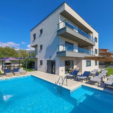Gorgeous In Kastel Novi With Wifi Holiday home Kastela